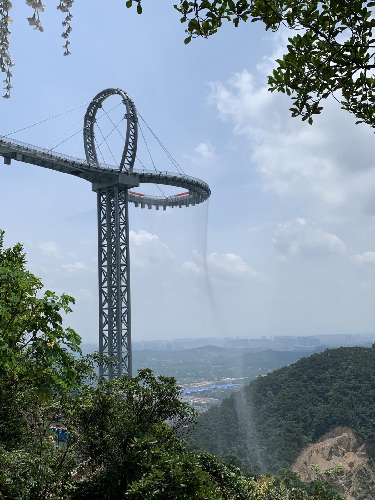 黄腾峡天门悬廊