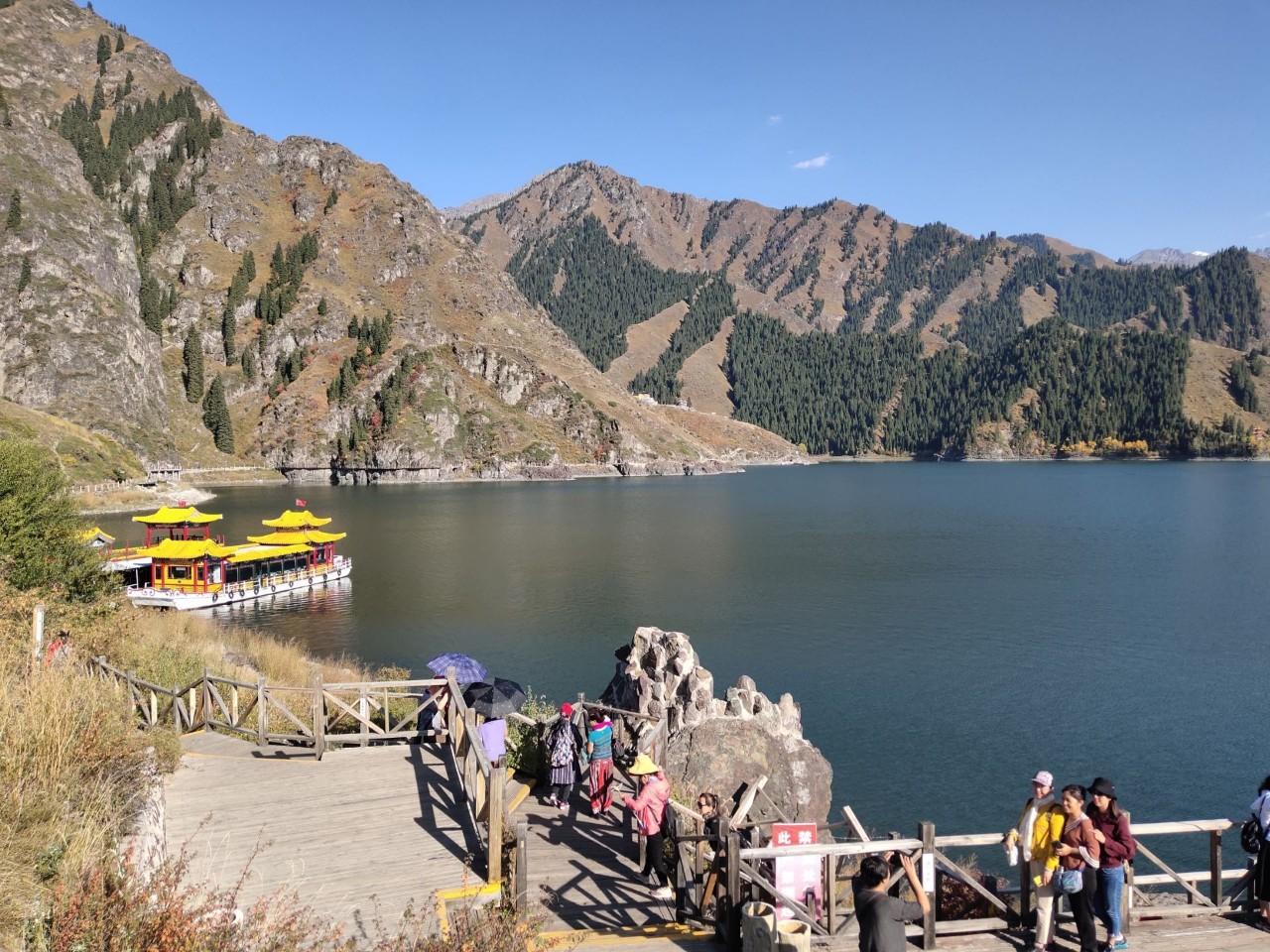 天山天池