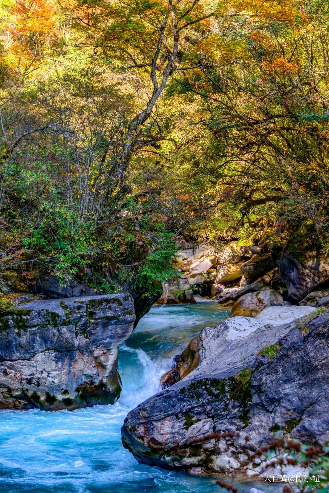东拉山大峡谷