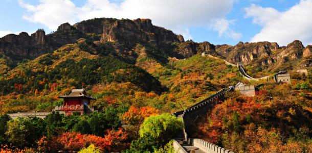 北京出发河北2日自驾游：黄崖关赏秋，穿越十八弯，享五星阿尔卡迪亚住宿2日自驾