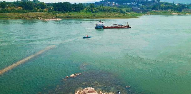 成都出发四川省内4日自驾游：八台山-悬空玻璃栈道-阆中古城-嘉陵江-天宫院自驾游