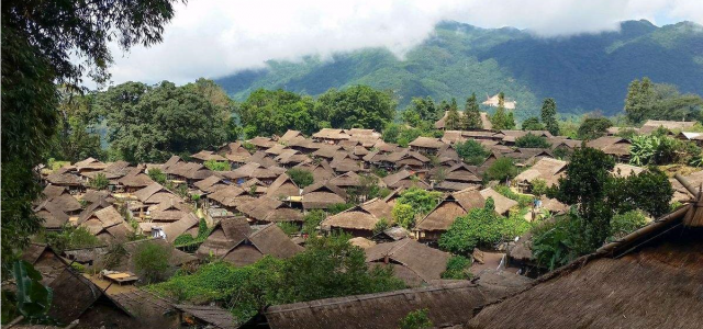 重庆出发沧源7日自驾游：翁丁寨-龙摩爷胜地-沧源崖画-南涧土林-边陲部落7日自驾游