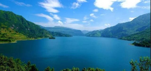 五一出发凉山州4日自驾:灵山寺-文昌故里-雷波马湖4日自驾游