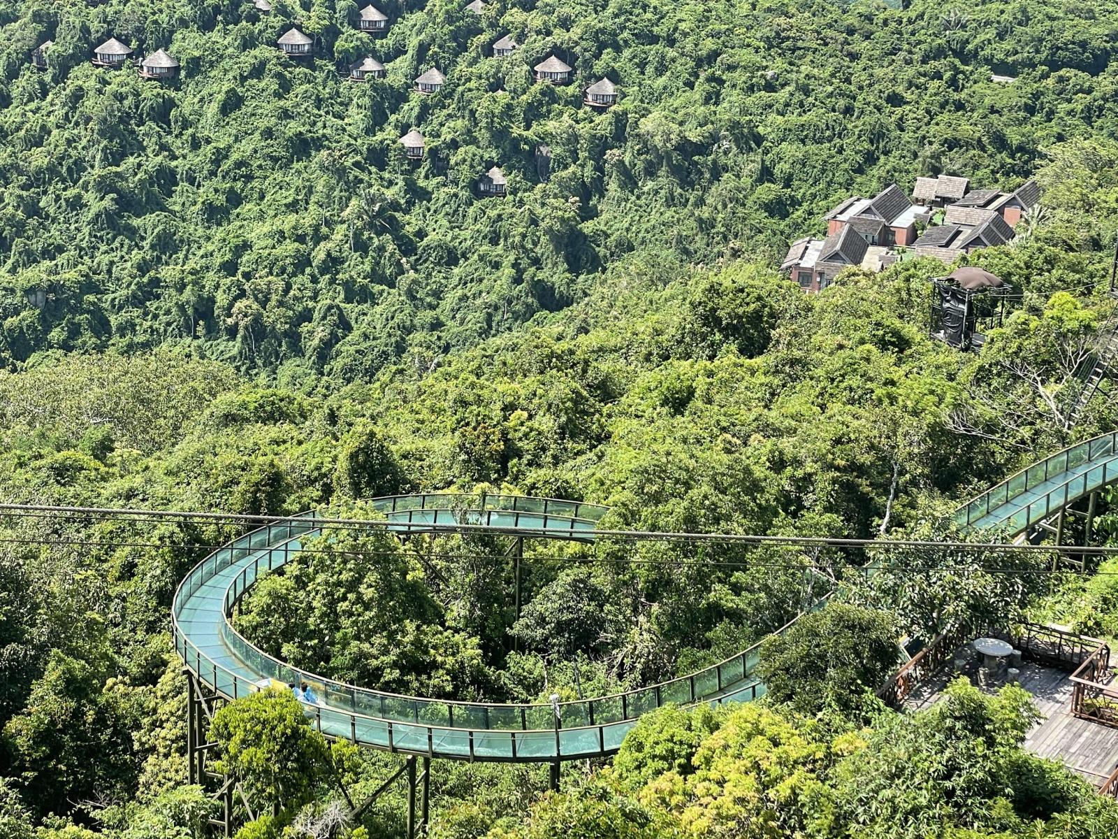 亚龙湾热带天堂森林公园