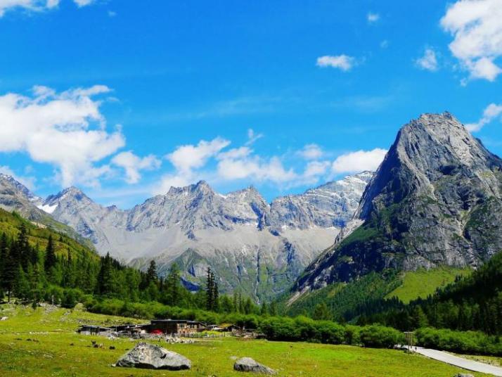阿坝四姑娘山