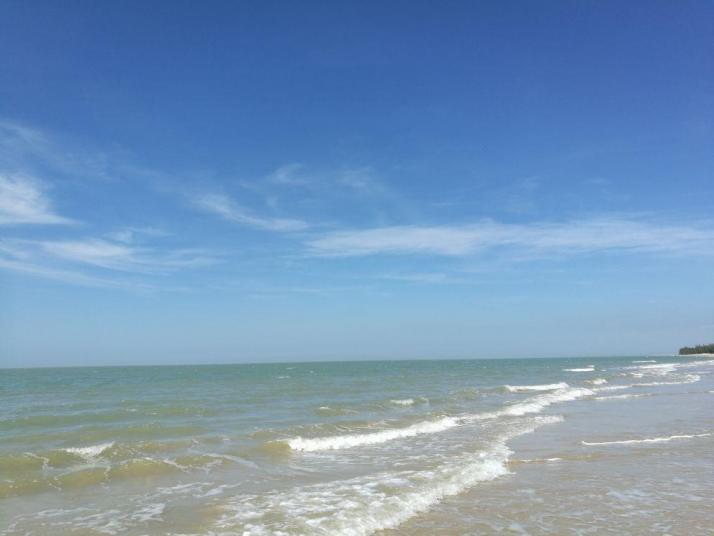 乐东龙沐湾好玩吗