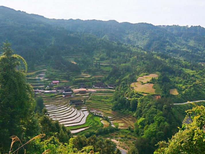保靖吕洞山