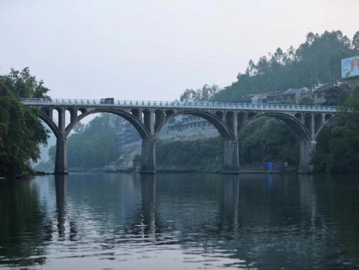 花垣茶峒边城景区图片