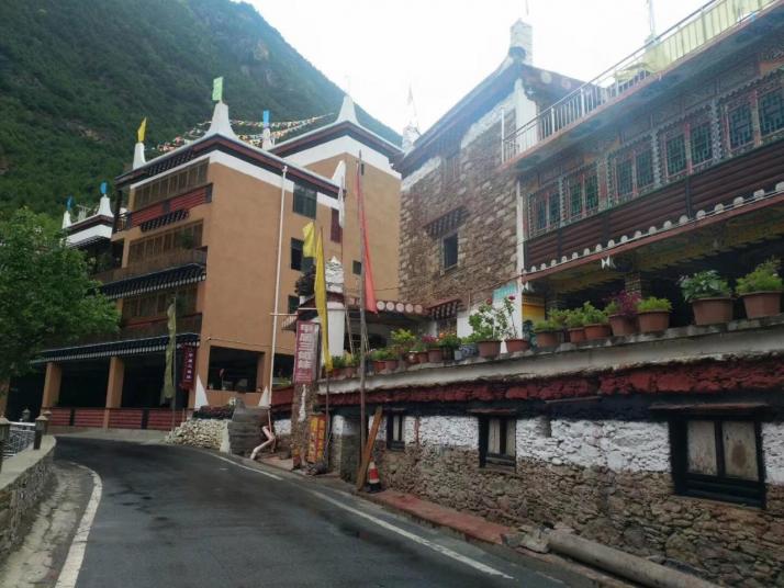 丹巴甲居藏寨图片