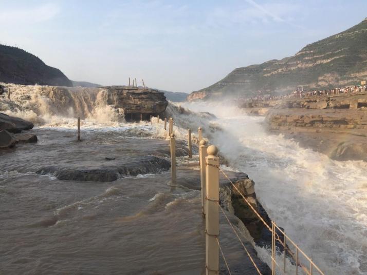 宜川壶口瀑布好玩吗