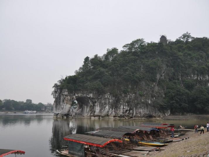 桂林象山景区好玩吗