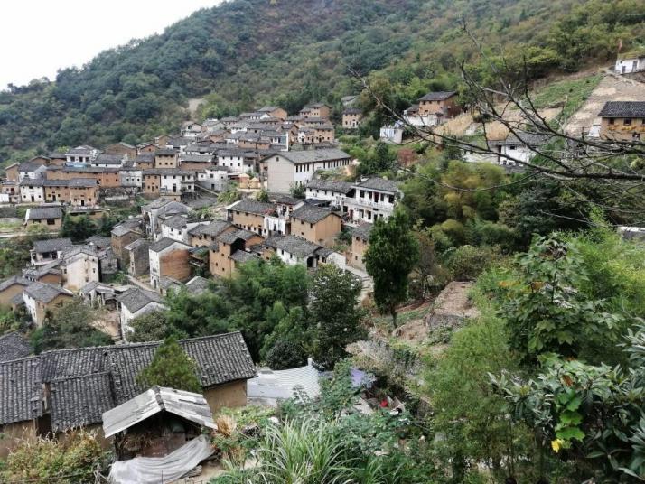 歙县阳产土楼图片