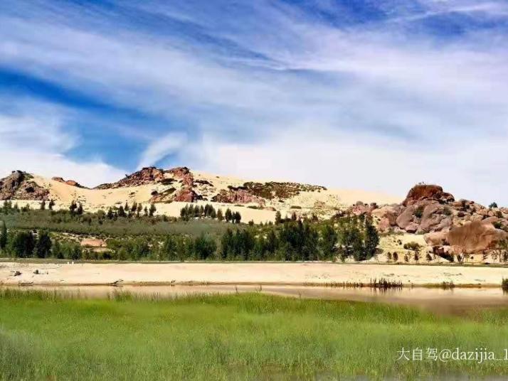 翁牛特玉龙沙湖图片