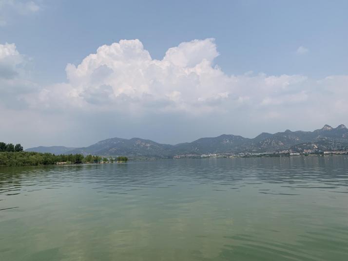莱芜雪野湖旅游区好玩吗