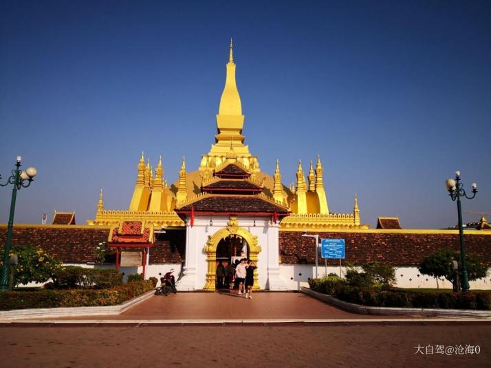 万象塔銮寺图片
