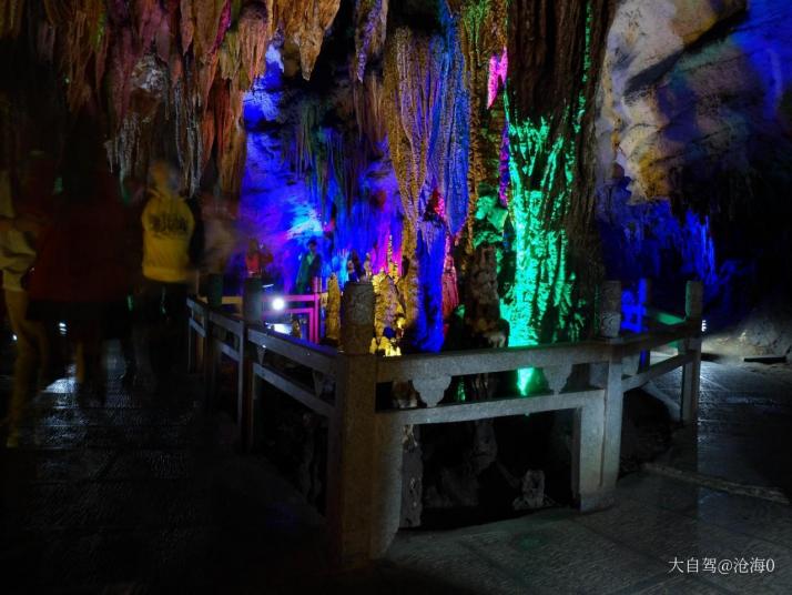 冷水江波月洞景区