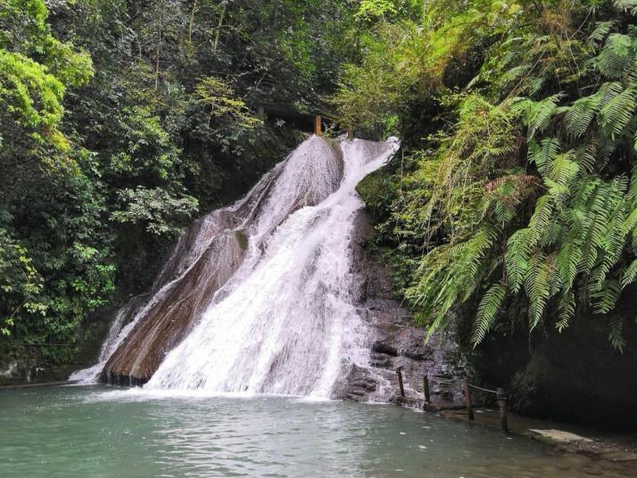 灵川漓江古东瀑布景区