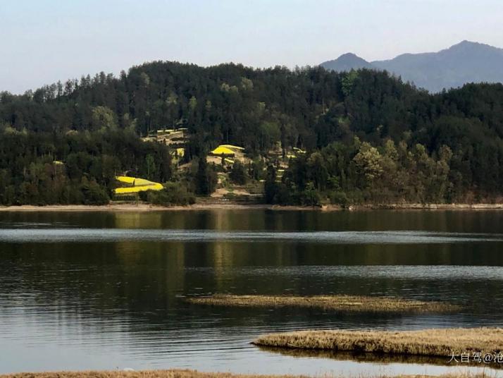汉中红寺湖风景区