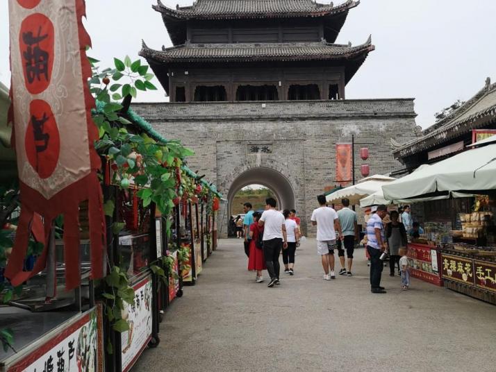 蓝田白鹿原影视城图片