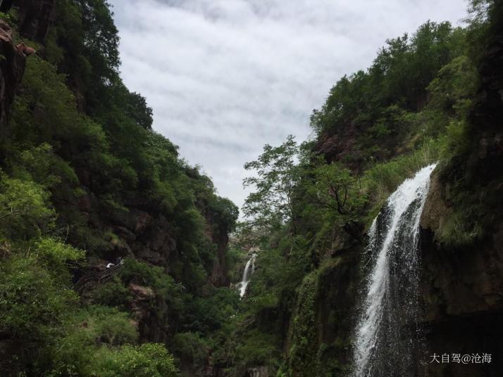 修武云台山泉瀑峡图片