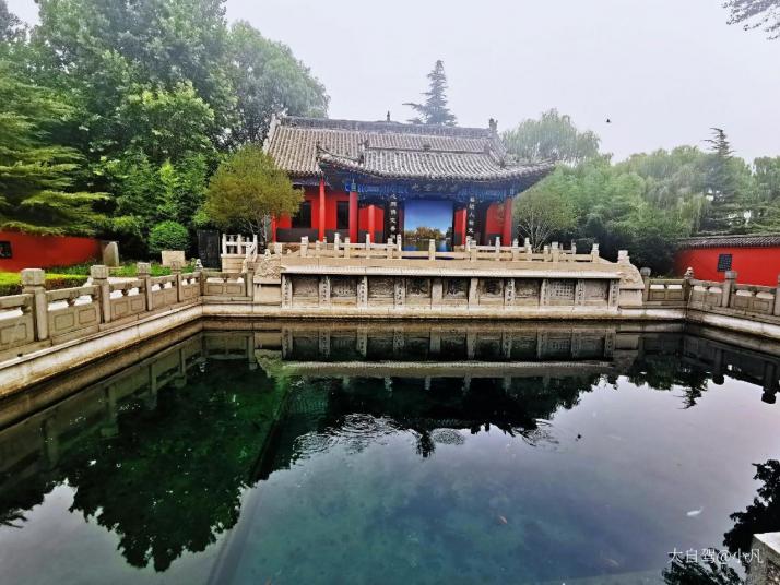 章丘百脉泉公园图片