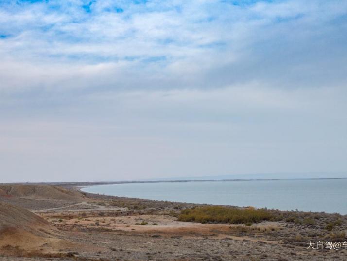 福海乌伦古湖