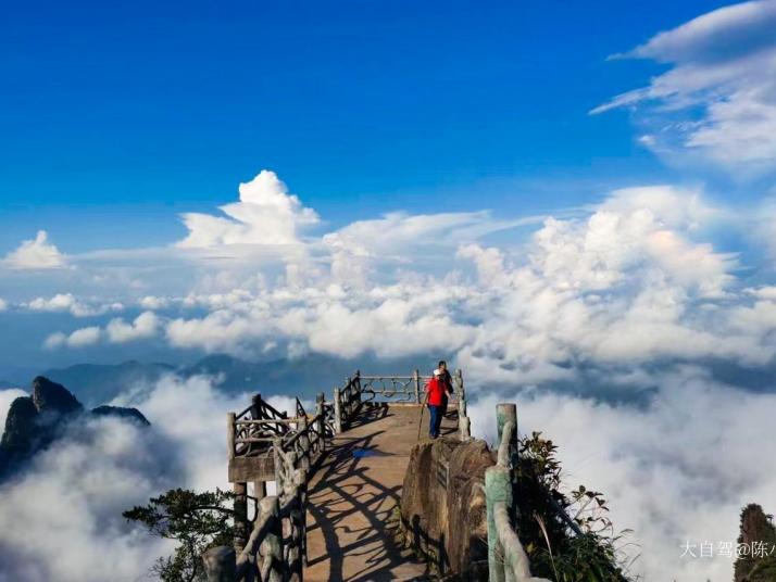 宜章莽山五指峰景区好玩吗