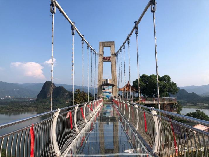 英德宝晶宫好玩吗