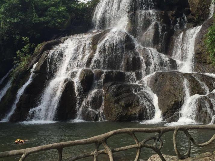 防城港南山聪皇沟景区