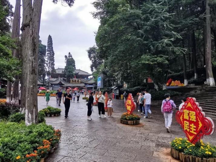 昆明西山森林公园