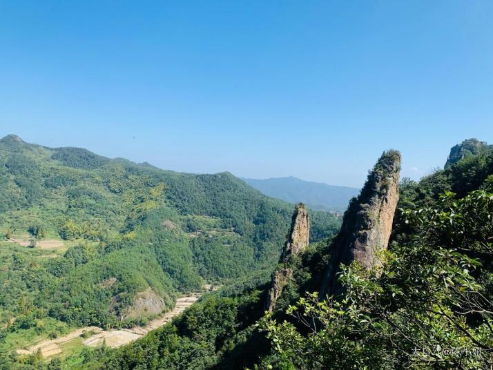浦江仙华山风景区图片