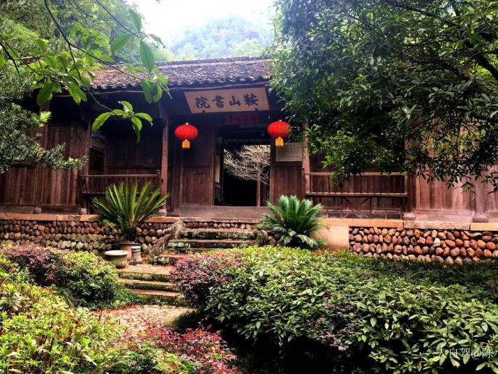 丽水鞍山书院好玩吗