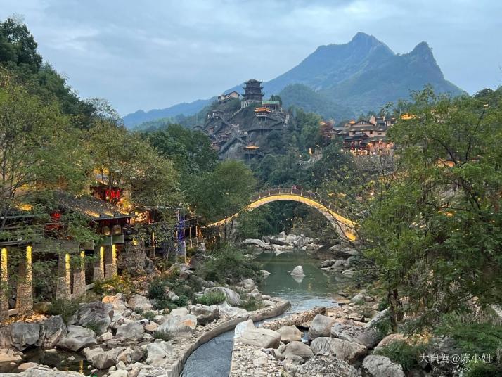 上饶望仙谷好玩吗