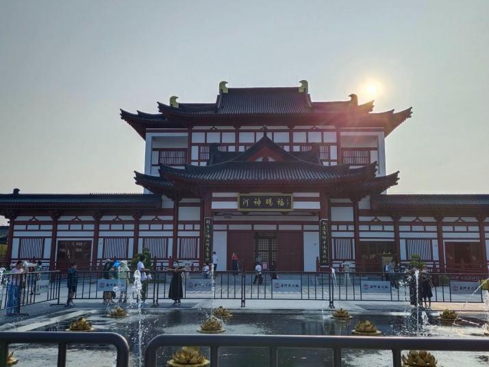 宿迁皂河龙运城好玩吗