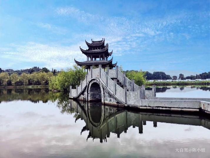 婺源水墨上河景区图片