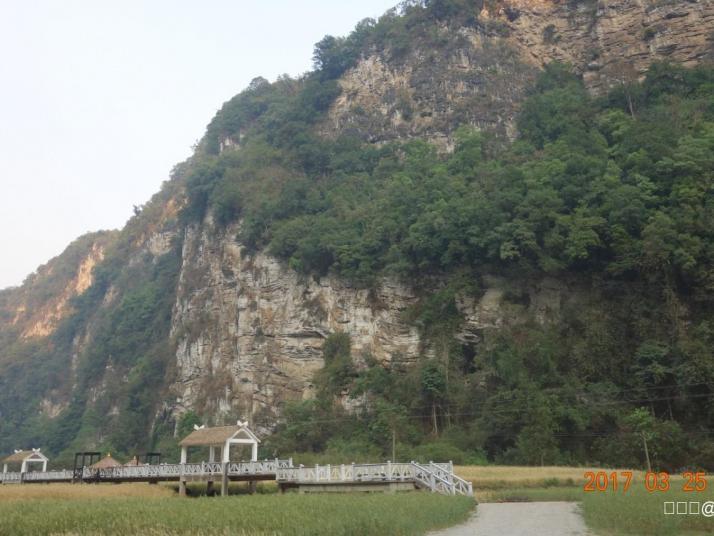 沧源千米国画长廊图片