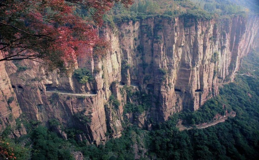 辉县集合南太行挂壁公路5日自驾游：五大挂壁公路-万仙山-八泉峡-王莽岭私家定制5日穿越之旅