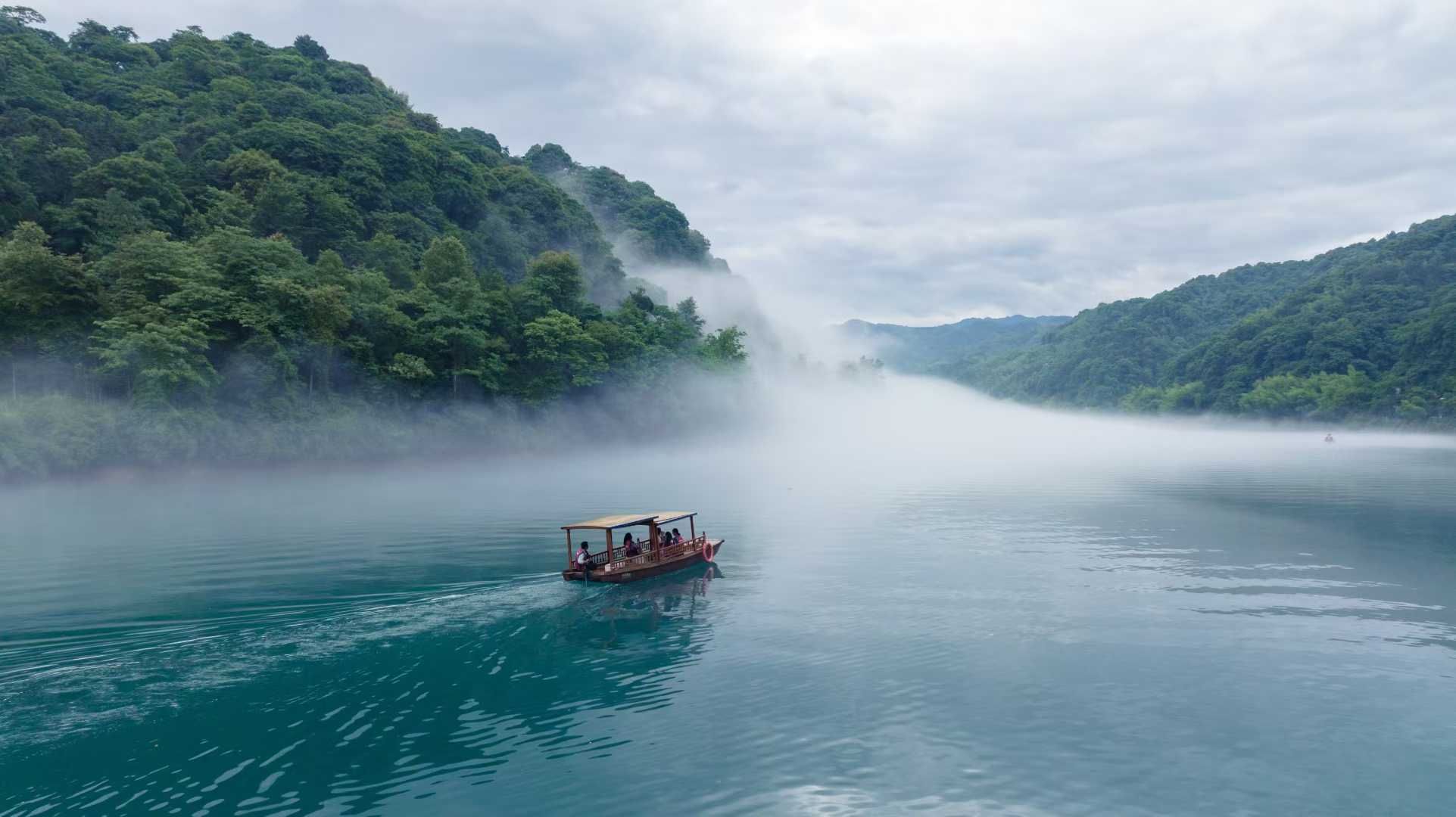 广东出发粤北郴州4日自驾游：相约湖南东江湖-品湖鲜宴-土猪宴-泡温泉4日游自驾游