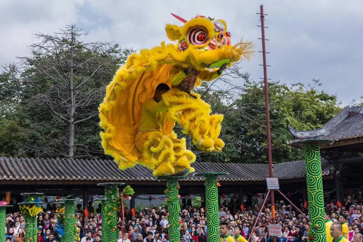 广州出发佛山顺德2日自驾游：【舌尖上的佛山】千年祖庙-岭南醒狮-梁园-渔人码头-制作双皮奶-顺德黑毛自驾游