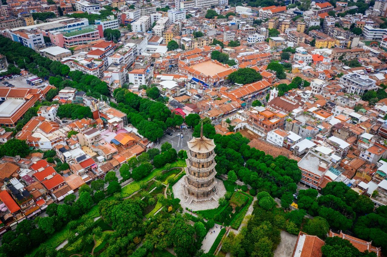 江苏出发福建江西8日自驾游：【闽南故事】三味海丝泉州-幸福福州-平潭岛-瓷都景德镇休闲8日游自驾游
