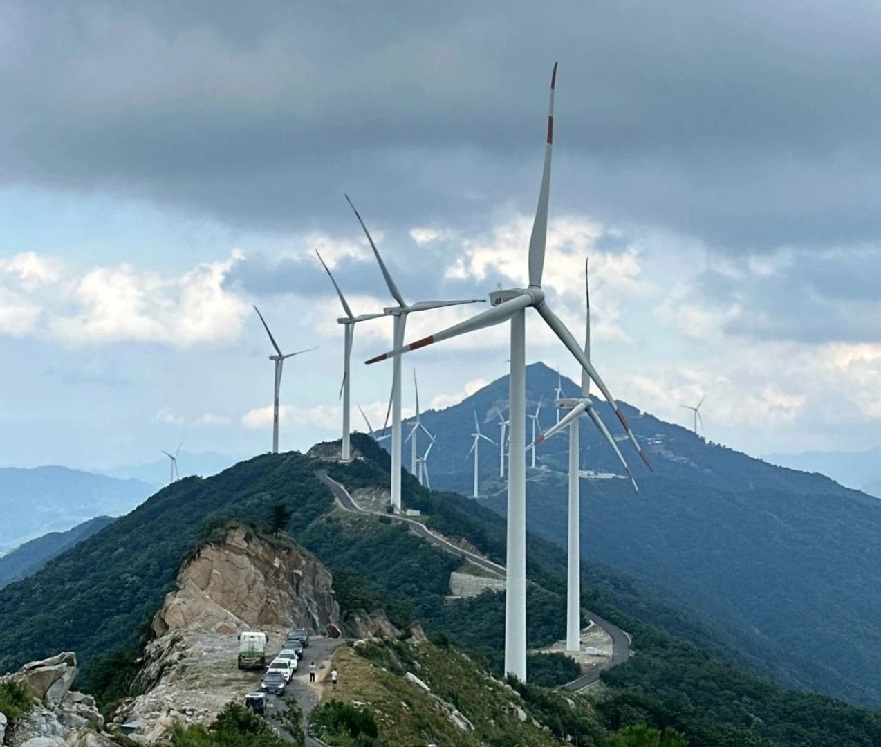 常州出发周末安徽3日自驾游：穿越天妙公路-牛草山-天河尖公路-逛犁桥水镇自驾3日游自驾游