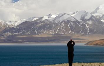 成都出发川进青出+珠峰16日自驾游：川藏318-扎西岗村-布达拉宫-羊卓雍措-珠穆朗玛峰-青藏线-游推荐