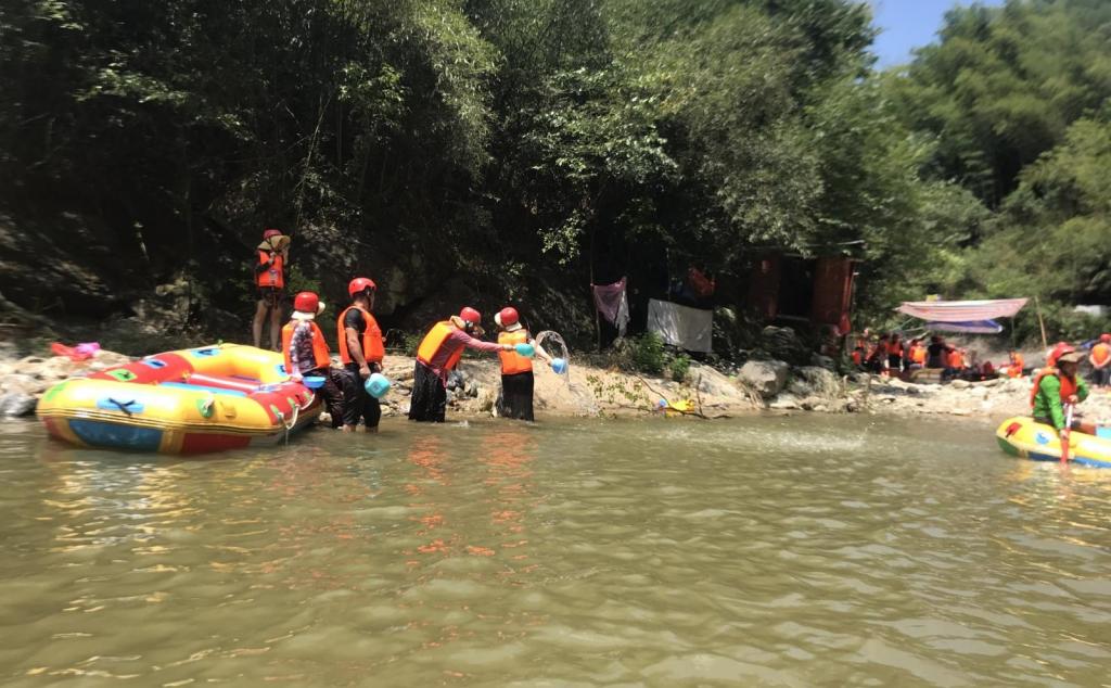 安徽合肥周边2日自驾游：霍山大峡谷漂流-白云峡瀑布群避暑清凉2日六安霍山自驾游