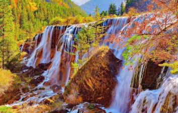 重庆出发川西4日自驾游：【九寨黄龙】九寨沟-黄龙-川主寺-松潘古城4日自驾-游推荐