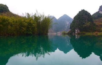 广西中越边境自驾游：巴马长寿村-德天大瀑布-通灵大峡谷-北海银滩7日游-游推荐