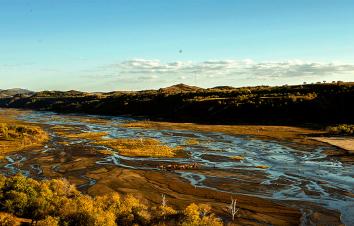 北京出发内蒙6日自驾游：黄岗梁-阿斯哈图石林-乌兰布统-天太永-塞外小三峡-游推荐