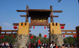 北京出发保定石家庄自驾游：暖泉古镇-白石山-太行水镇3日北京周边游-推荐