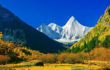 重庆出发川西6日自驾游：稻城亚丁-甲居藏寨-新都桥-塔公草原6日自驾游-游推荐