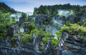 西安出发湖北6日自驾游：恩施大峡谷-狮子关-梭布垭石林6日探秘之旅-游推荐