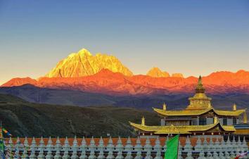 重庆出发新都桥四日自驾游：四姑娘山-中路藏寨-新都桥秋色4日行摄之旅-游推荐